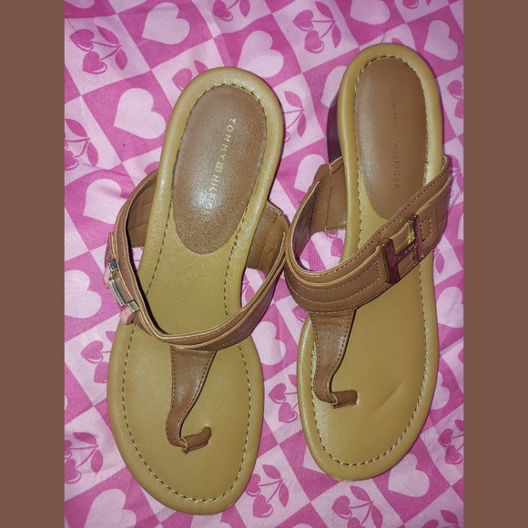 Tan Tommy Hilfiger Chunky Short Heels - Picture 2 of 3